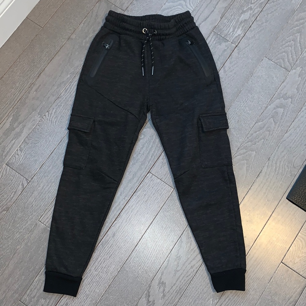 GUC Ring of Fire utility joggers, size 8.